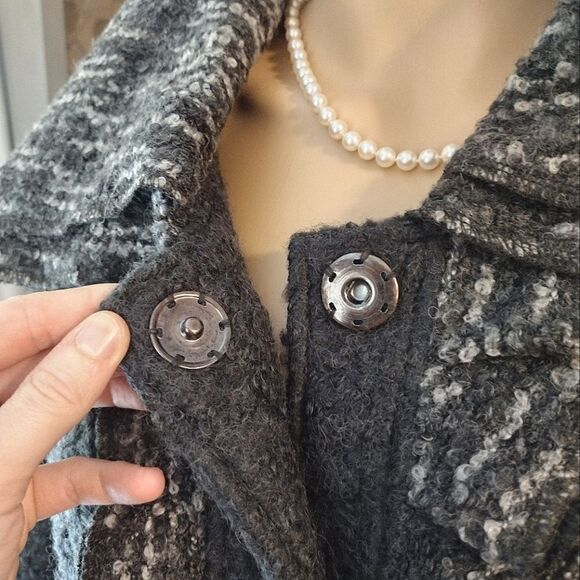 Variations Women's Size XL Long Gray Snap Button Closure Winter Fuzzy Coat - Picture 5 of 12